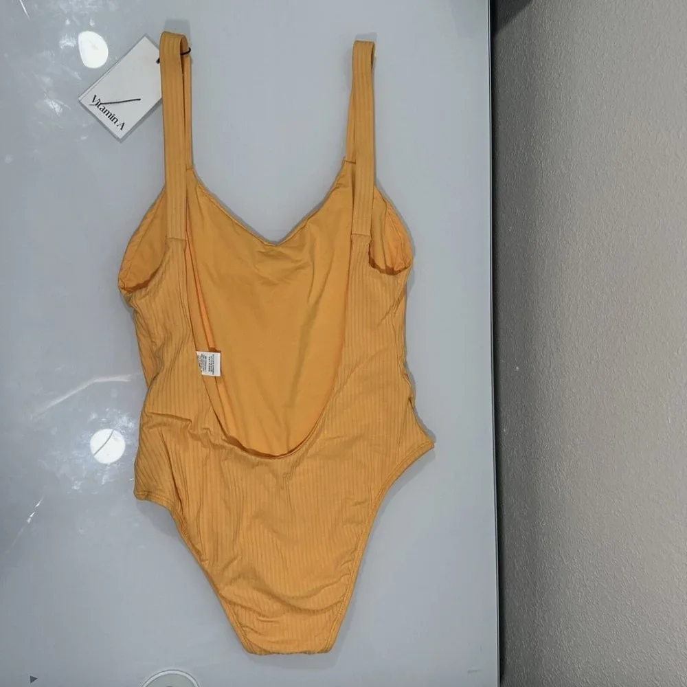 NWD $175 Vitamin A [ D Cup 12 ] Leah Ribbed Square Neck One-Piece Swimsuit #5847